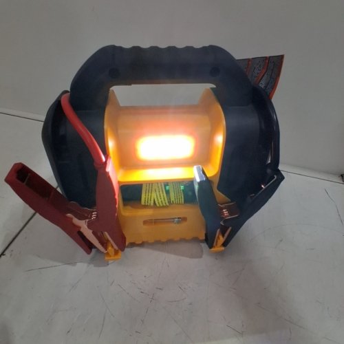 DEWALT JUMP STARTER WITH AIR COMPRESSOR - 2000A, 120 PSI, 60W, 15W - YELLOW AND BLACK (ITEM: 1680353) image 3