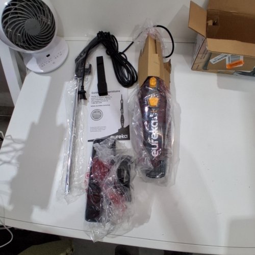 EUREKA BLAZE 3-IN-1 SWIVEL LIGHTWEIGHT STICK VACUUM CLEANER image 2