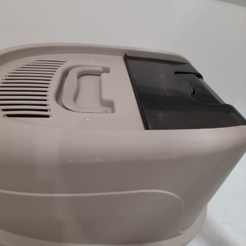 AMAZON BASICS NO MESS HOODED CAT LITTER BOX - LARGE - TAN/GREY image 3