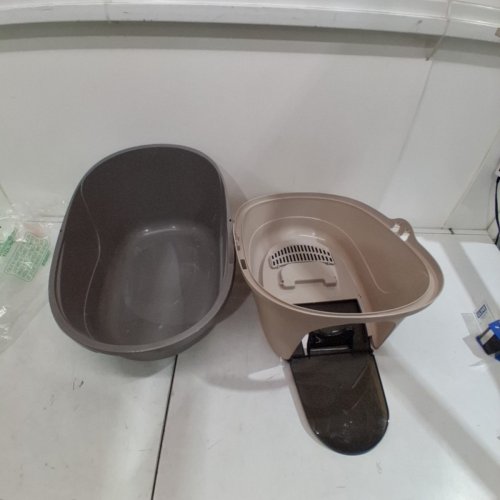 AMAZON BASICS NO MESS HOODED CAT LITTER BOX - LARGE - TAN/GREY image 5