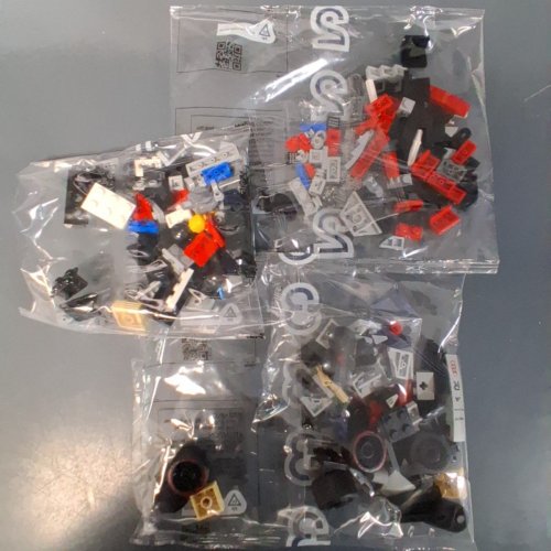 216PC LEGO - SPEED CHAMPIONS - AUDI REVOLUT F1 TEAM R26 (77259) image 3