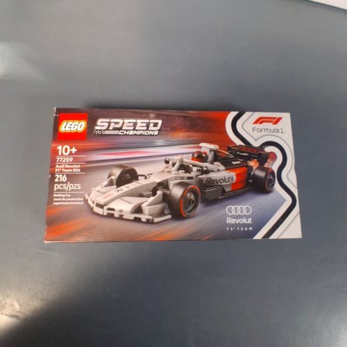 216PC LEGO - SPEED CHAMPIONS - AUDI REVOLUT F1 TEAM R26 (77259) image 4