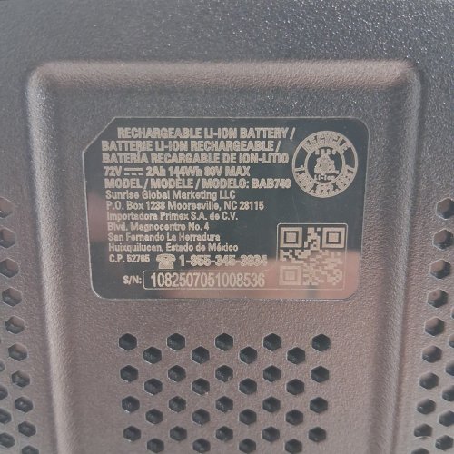 GREENWORKS RECHARGEABLE LITHIUM ION BATTERY - 80V - 2.0AH - BLACK/GREEN (MODEL: BAB740) image 4