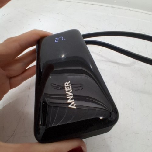ANKER 3-IN1 10K WIRELESS PORTABLE CHARGER WITH BUILT-IN USB-C CABLE - 30W - 10000MAH - BLACK (MODEL:3431800) image 4