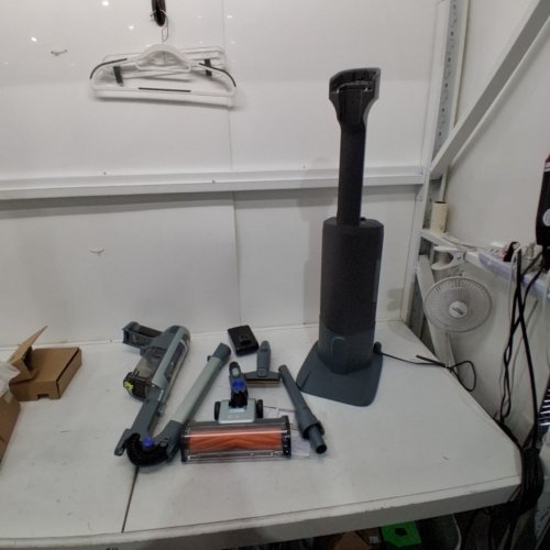 SHARK POWERDETECT CLEAN & EMPTY CORDLESS STICK VACUUM - 120 V - FROSTED SAGE (MODEL: IA3243) image 4