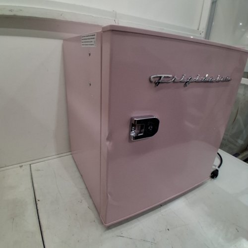 FRIGIDAIRE 1.6 CU.FT RETRO COMPACT REFRIGERATOR WITH BUILT IN BOTTLE OPENER - PINK (MODEL: EFR179-PINK) image 6
