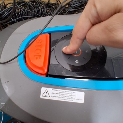 GARDENA SILENO MINIMO - AUTOMATIC ROBOTIC LAWN MOWER WITH BLUETOOTH - BOUNDARY WIRE INCLUDED - FOR LAWNS UP TO 2700 SQ FT - GREY (MODEL: 15201-20) image 17