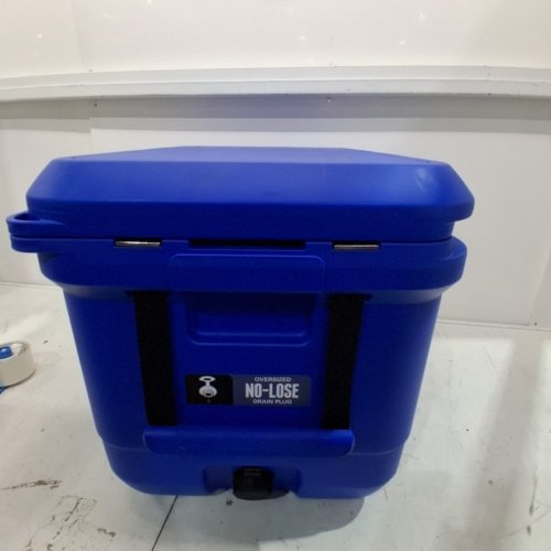 COLEMAN PRO HARD SHELL COOLER - 45QT - BLUE (MODEL: 2193939) image 7