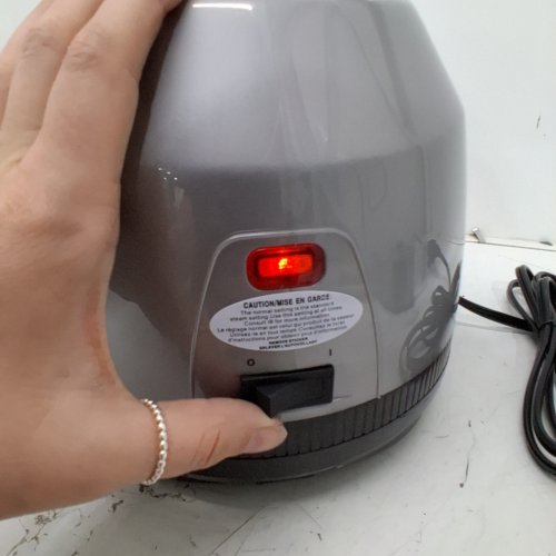 CONAIR UPRIGHT FABRIC ULTIMATE GARMENT CLOTHING STEAMER (MODEL: GS28NXC) image 2