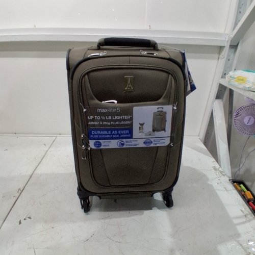 TRAVELPRO MAXLITE 5 SOFTSIDE EXPANDABLE LUGGAGE/SUITCASE WITH 4 SPINNER WHEELS - 22" - GREEN (STYLE: 401176201) image 2