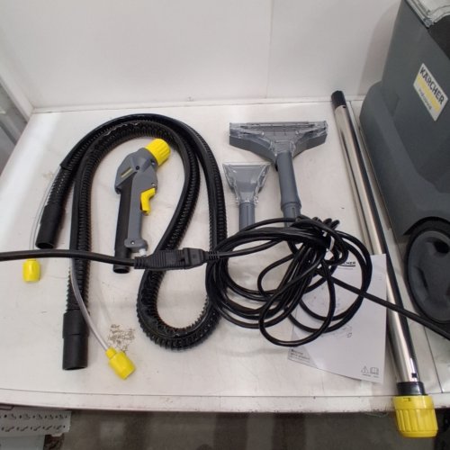 KARCHER PUZZI 10/1 CARPET CLEANER - 1250W - BLACK/YELLOW (MODEL; 1.100-133.0) image 2