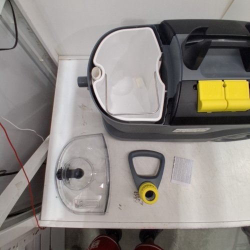 KARCHER PUZZI 10/1 CARPET CLEANER - 1250W - BLACK/YELLOW (MODEL; 1.100-133.0) image 5