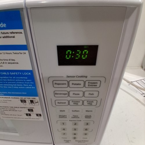 DANBY DESIGNER SENSOR COOK DIGITAL MICROWAVE - 1.4CU.FT - WHITE (MODEL: DDMW01440WG1) image 3