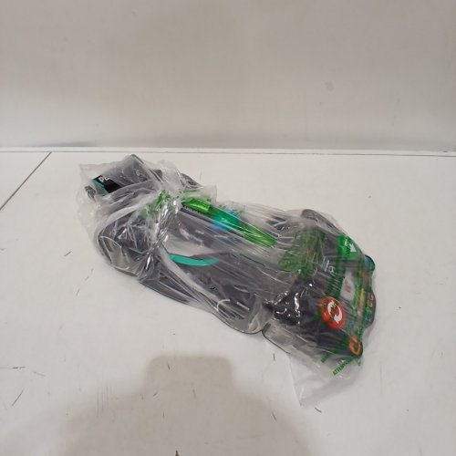 REMOTE CONTROL CARRERA GO MERCEDES-AMG F1 W14 E PERFORMANCE G. RUSSELL FORMULA RACE CAR - BLACK AND TEAL image 5
