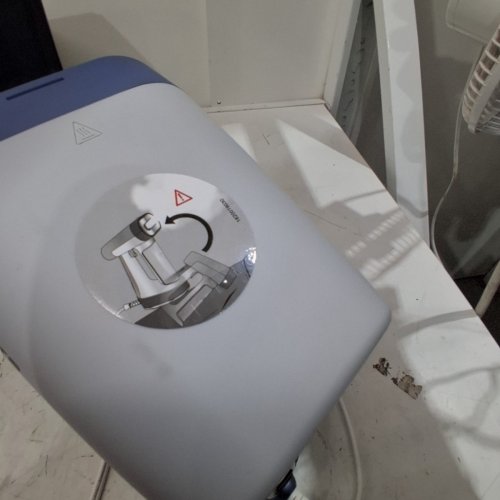 ROWENTA 2-IN-1 CLOTHING STEAMER AND IRON - 120-125 V, 1730-1875W - WHITE AND NAVY (MODEL: DR8722Q1) image 4