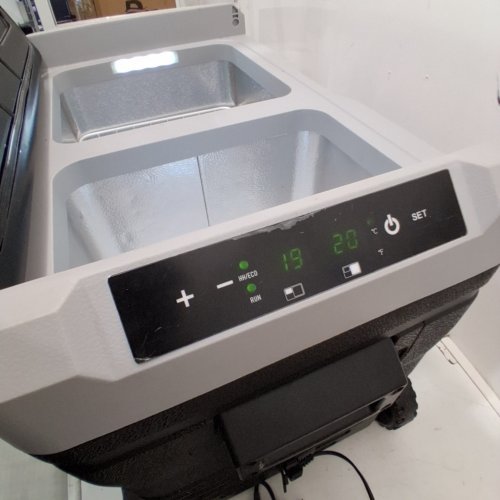 EUHOMY ELECTRIC COOLER CAR REFRIGERATOR - 12V - 53QT - BLACK - (MODEL: CF018-50BL-CAEH) image 2