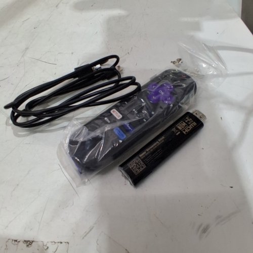ROKU STREAMING STICK HD STREAMING MEDIA PLAYER - BLACK (MODEL: 3840X) image 2