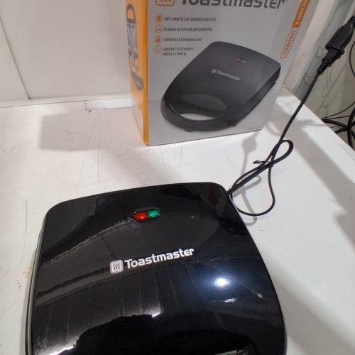 TOASTMASTER ELECTRIC SANDWICH MAKER - BLACK (MODEL: TM-20SWCN) image 2