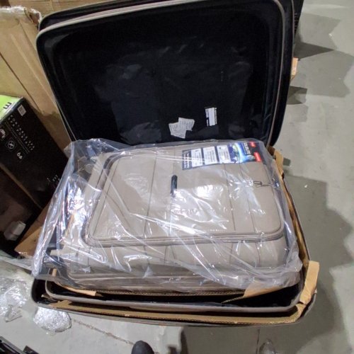 4PC IT LUGGAGE NESTING MOMENTOUS HARDSIDE SPINNER LUGGE SET - CHAMPAGIN BEIGE (MODEL: : 15-2886-08/62639-HK) image 5
