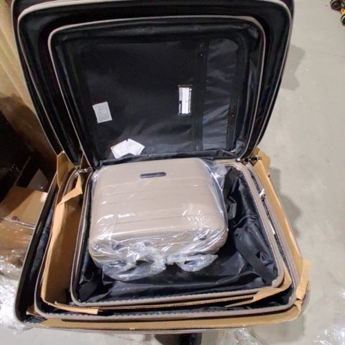 4PC IT LUGGAGE NESTING MOMENTOUS HARDSIDE SPINNER LUGGE SET - CHAMPAGIN BEIGE (MODEL: : 15-2886-08/62639-HK) image 6