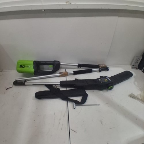 GREENWORKS PRO CORDLESS ADJUSTABLE POLESAW WITH CARRY STRAP - BATTERY & CHARGER NOT INCLUDED - 80V - 10" BLADE - 9FT-14FT - GREEN/BLACK - (MODEL: PS80L000) image 2