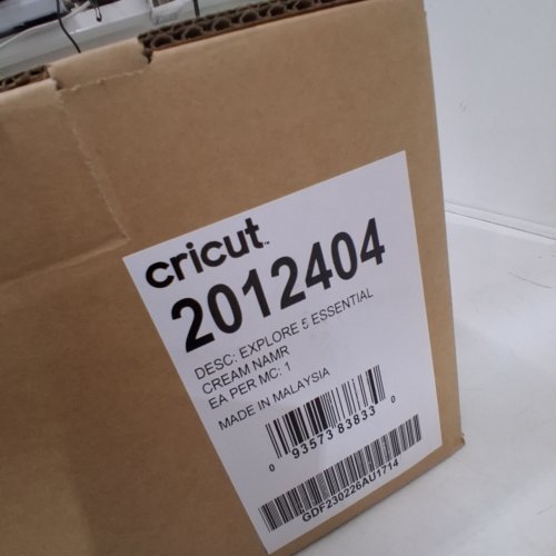 CRICUT EXPLORE 5 DIE CUTTING SMART MACHINE ESSENTIAL BUNDLE - TAUPE (MODEL: 2012404) image 2