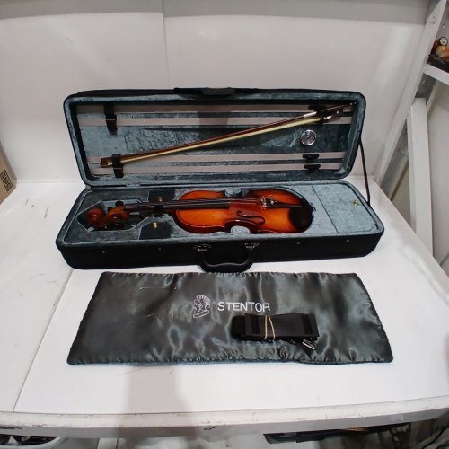 STENTOR VIOLIN WITH BOW AND CASE WITH HUMIDITY SENSOR - 4/4- REDDISH BROWN image 2