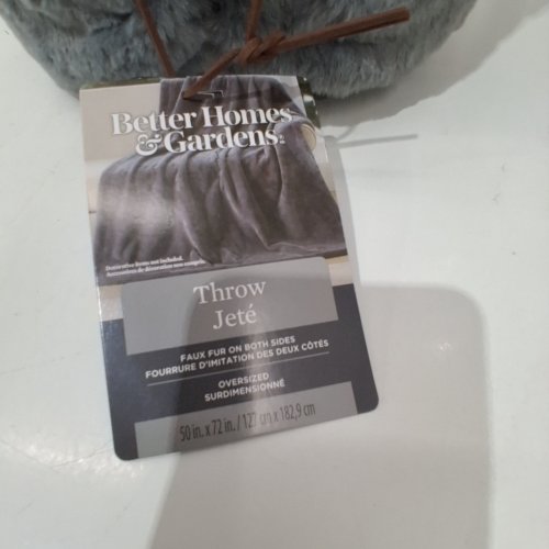BETTER HOMES & GARDENS FAUX FUR OVERSIZED THROW - 50" X 72" - GRAY image 2