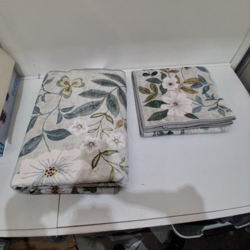 2PC WASH LUXE FLORAL AREA RUG - 5FT X 7FT / 27" X 60" - GREY, BLUE, GREEN, AND WHITE (MODEL: 2046294) image 2