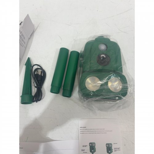 3FREE ANIMAL REPELLER ULTRASONIC SOLAR POWER BIRD DOG CAT SKUNK DEER RACCOON REPELLENT - 19" - GREEN image 3