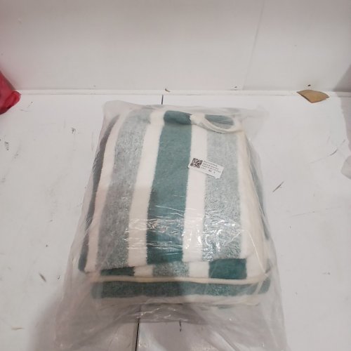 6PC EDHITNR SOFT ABSORBENT QUICK DRY BATH TOWELS, 2 CLOTHS, 2 HAND TOWELS, 2 BATH TOWELS - TEAL, LIGHT BLUE AND WHITE image 3