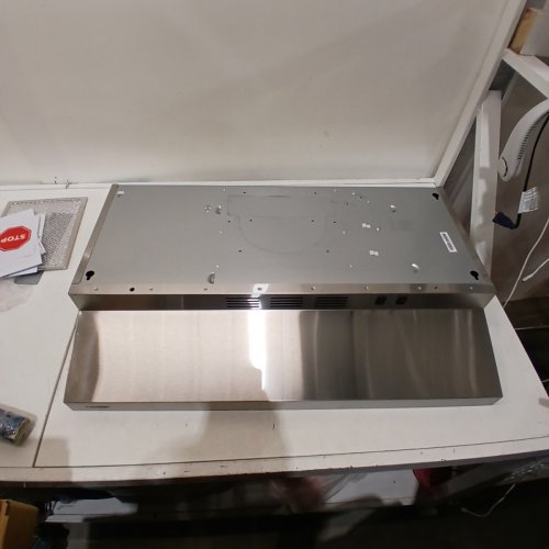 COMFEE UNDER CABINET RANGED HOOD - 30" - 200CFM - STAINLESS STEEL (MODEL: ‎CVU30W2AST) image 3