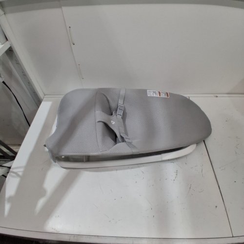 MUNCHKIN SPRING 2-IN-1 BABY BOUNCER & ROCKER - GREY - (MODEL: 38186) image 2