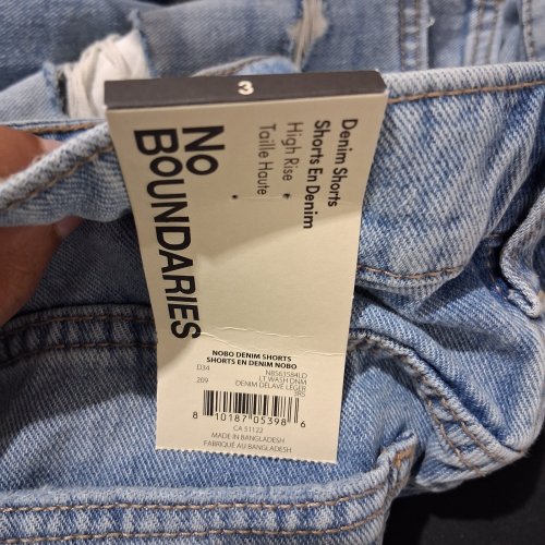 WOMEN'S NO BOUNDARIES DISTRESSED DENIM SHORT - SIZE 3 - BLUE image 2