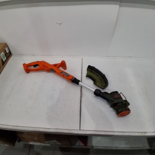***TOOL ONLY*** BLACK+DECKER STRING TRIMMER/EDGER - 20V 10" - BLACK/ORANGE (MODEL: LST201) image 2