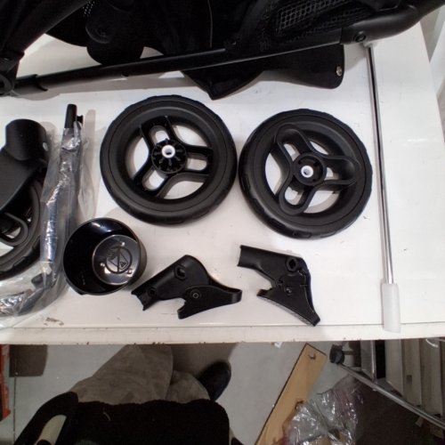 GRACO NIMBLELITE LIGHTWEIGHT STROLLER - GOTHAM image 3