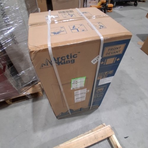 ARCTIC KING SINGLE DOOR MINI REFRIGERATOR - 3.3 CU.FT - STAINLESS STEEL (MODEL: AFRM033AES) image 2