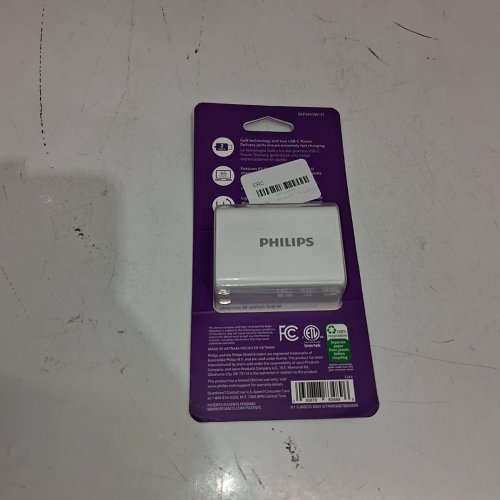 PHILIPS 3 PORT FAST CHARGING GAN WALL CHARGER WITH USB-A AND USB-C - 65W - WHITE (MODEL: DLP3653W/37) image 3