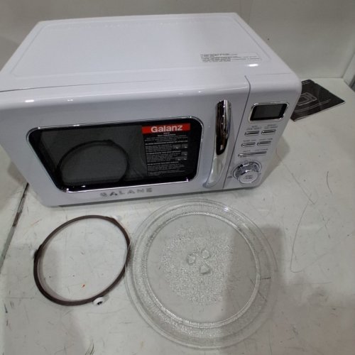 GALANZ RETRO STYLE COUNTERTOP MICROWAVE OVEN - 0.7CU.FT. - WHITE (MODEL: GLCMKZ07WER07) image 4