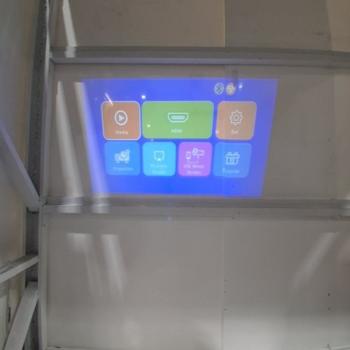 GKLPO PROFESSIONAL MINI VIDEO PROJECTOR WITH SCREEN, WIFI, AND BLUETOOTH - WHITE (MODEL: PJ0327-01/DR06) image 2