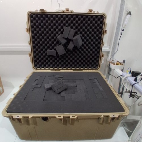 PELICAN WATERPROOF HEAVY DUTY PROTECTOR CASE - 21" X 27" - TAN (MODEL: 1630) image 4