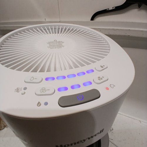 HONEYWELL TOP-FILL COOL MOISTURE TOWER HUMIDIFIER WITH SLIM DESIGN, VARIABLE OUTPUT CONTROL, AUTO SHUT-OFF - WHITE (MODEL: HEV615WCV1) image 2