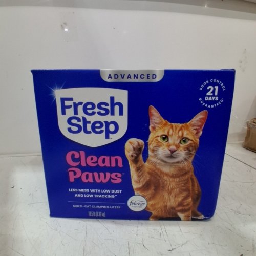 2PK FRESH STEP CLEAN PAWS MULTI-CAT LOW TRACKING LOW DUST SCENTED CAT LITTER W/ THE POWER OF FEBREZE - 2 BOXES OF 18.5LBS EACH - (MODEL: 31888) image 2
