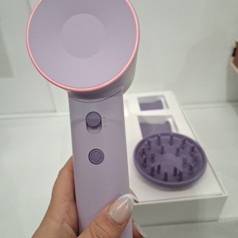 LAIFEN SE HIGH SPEED HAIR DRYER WITH 3 NOZZLE ATTACHMENTS AND TRAVEL BAG - PURPLE (MODEL: 1876543) image 2
