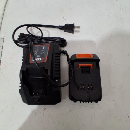 SENIX X2 LITHIUM-ION BATTERY AND CHARGER FOR LAWN TOOLS - 20V (MODEL: S2KOB1-02) image 4