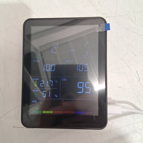 PORTABLE AIR QUALITY MONITOR WITH HD REAL TIME COLOUR SCREEN AND 7 AQI AUDIBLE INDICATORS - BLACK (MODEL: AK16C) image 2