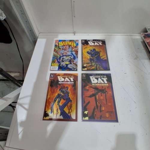 4 asstd DC BATMAN AND SHADOW OF THE BAT COMIC BOOKS - SHADOW OF THE BAT #10, 11, 15, AND BATMAN #473 - VARIOUS AUTHORS image 2