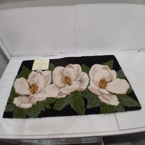 HOOKED ACCENT RUG - 22" X 38" - BEIGE/GREEN/BLACK FLORAL (MODEL: 1796322) image 3