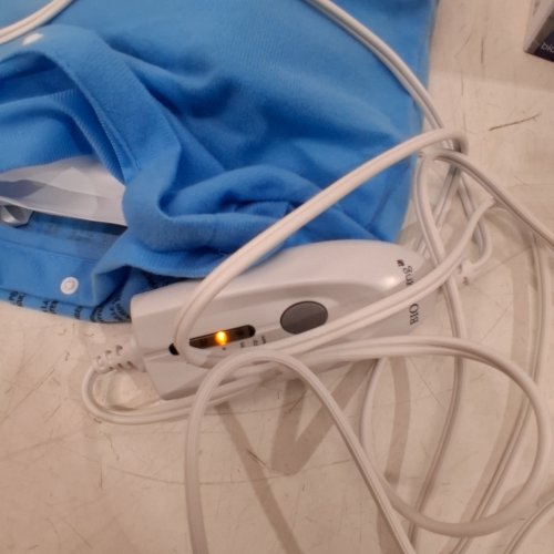 BIOS LIVING DIGITAL HEATING PAD WITH MOIST HEAT TECHNOLOGY - 12" X 15" - BLUE (MODEL: ‎57065) image 2