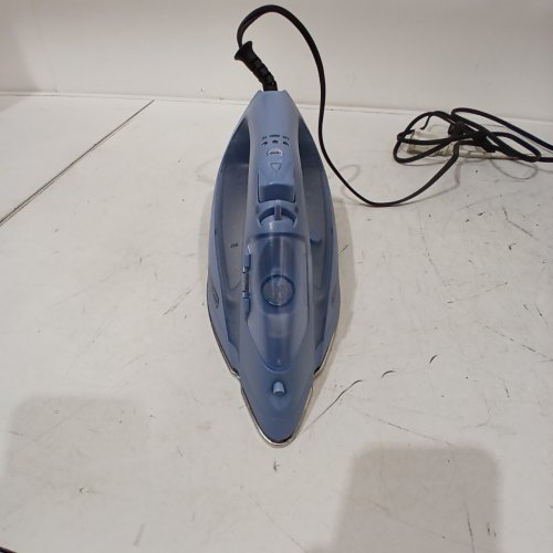 BLACK+DECKER EASY TO USE STEAM IRON - BLUE (MODEL:IR2024-0ADC) image 4
